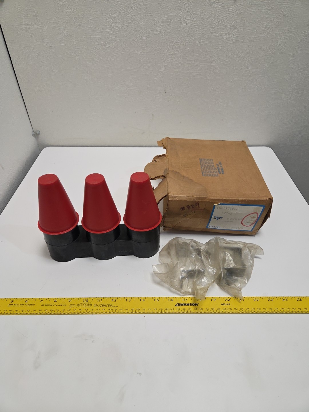 RTE Superclose 2637164C12M LBC-3 8.3/14.4KV Lug/Connector With U-Straps