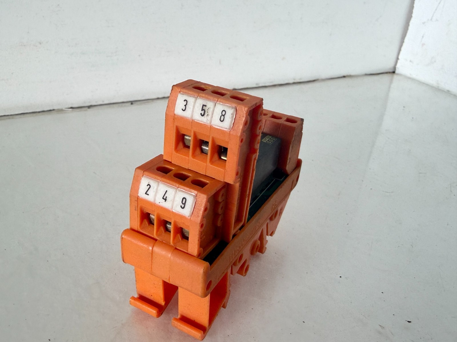 WEIDMULLER RS32 24VUC LD LP 2U Electromagnetic RELAY 24V AC/DC 4A Din (36)