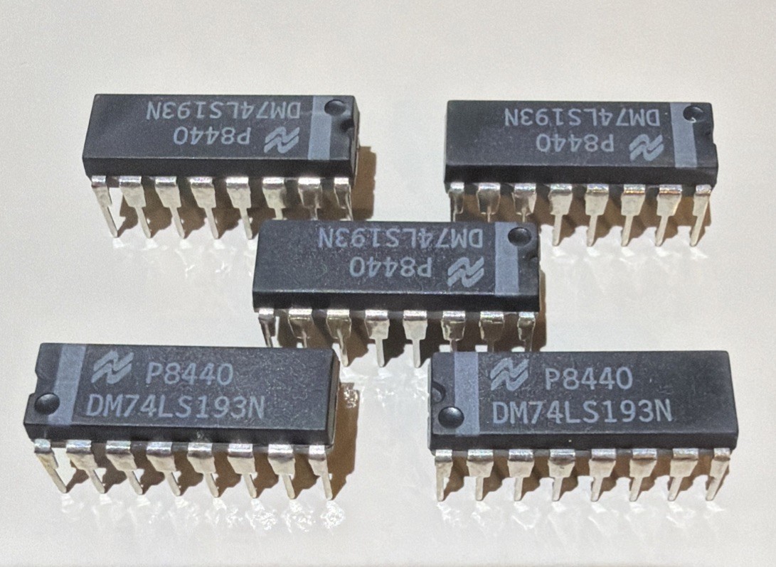 National Semiconductor DM74LS193 16 PIN IC Integrated Circuit ( Lot of 5)
