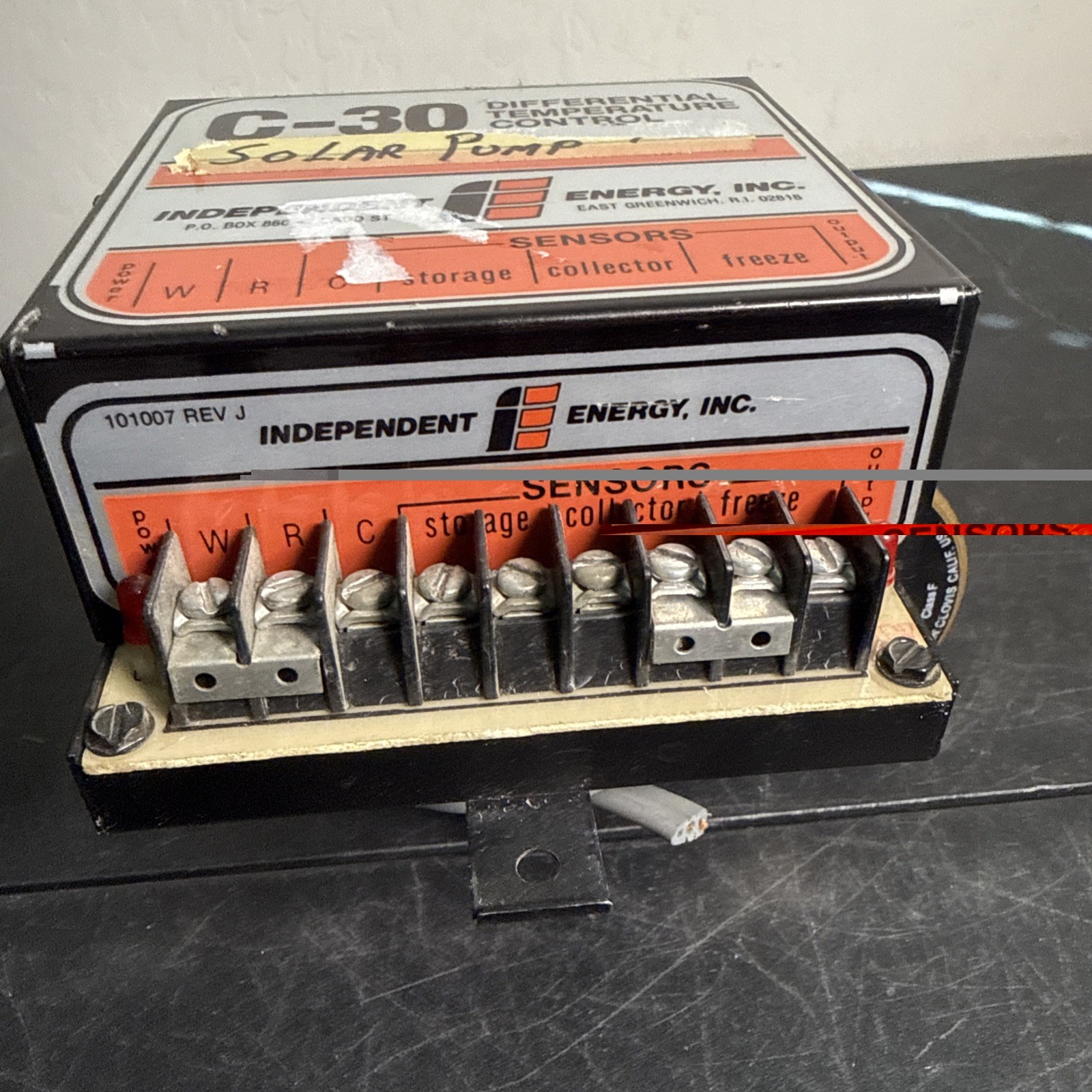 Independent Energy C-30 Differential Temperature Control W/ Grundfos UP 15-18SU