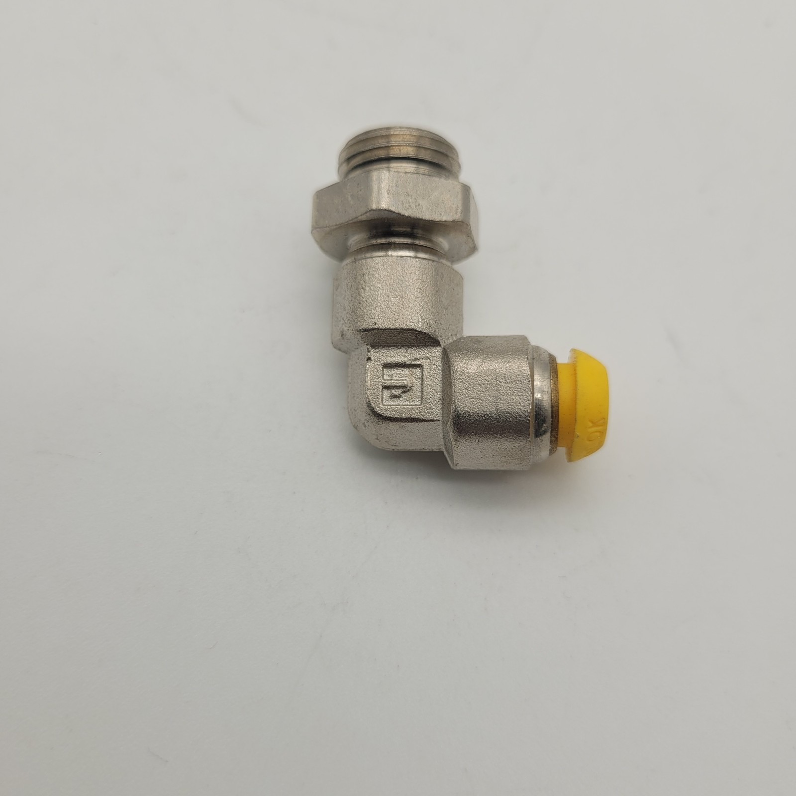 Lot of 5 Parker C64PB6-1/4 Male BSPP Adjustable Male Elbow, 6mm Tube Diameter