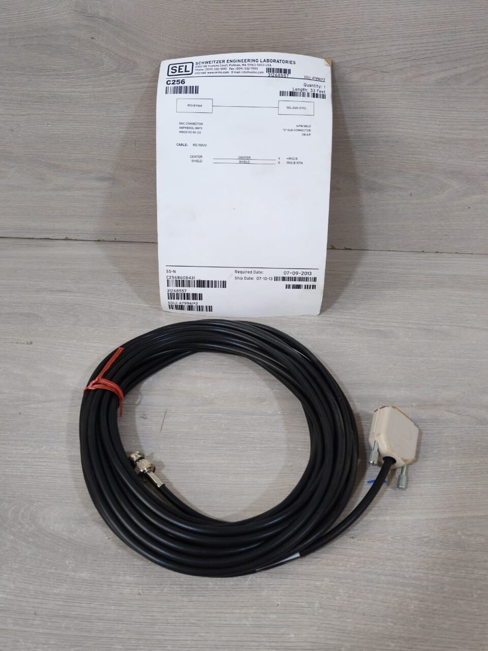 SEL C256 RG 58A/U 9-PIN MALE BNC CONNECTOR 33 FEET- NEW WITHOUT BOX