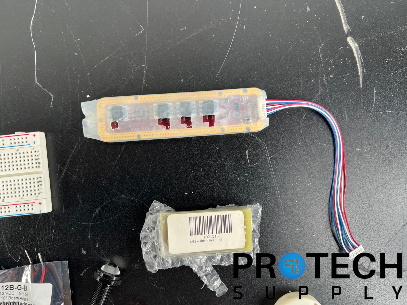 Lot of Misc LED Indicators / Breadboard / KH PCB / Pressure Sensor