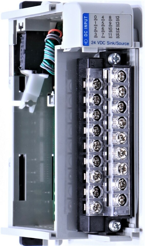 * ALLEN BRADLEY 1769-IQ16 SER A COMPACT I/O INPUT MODULE