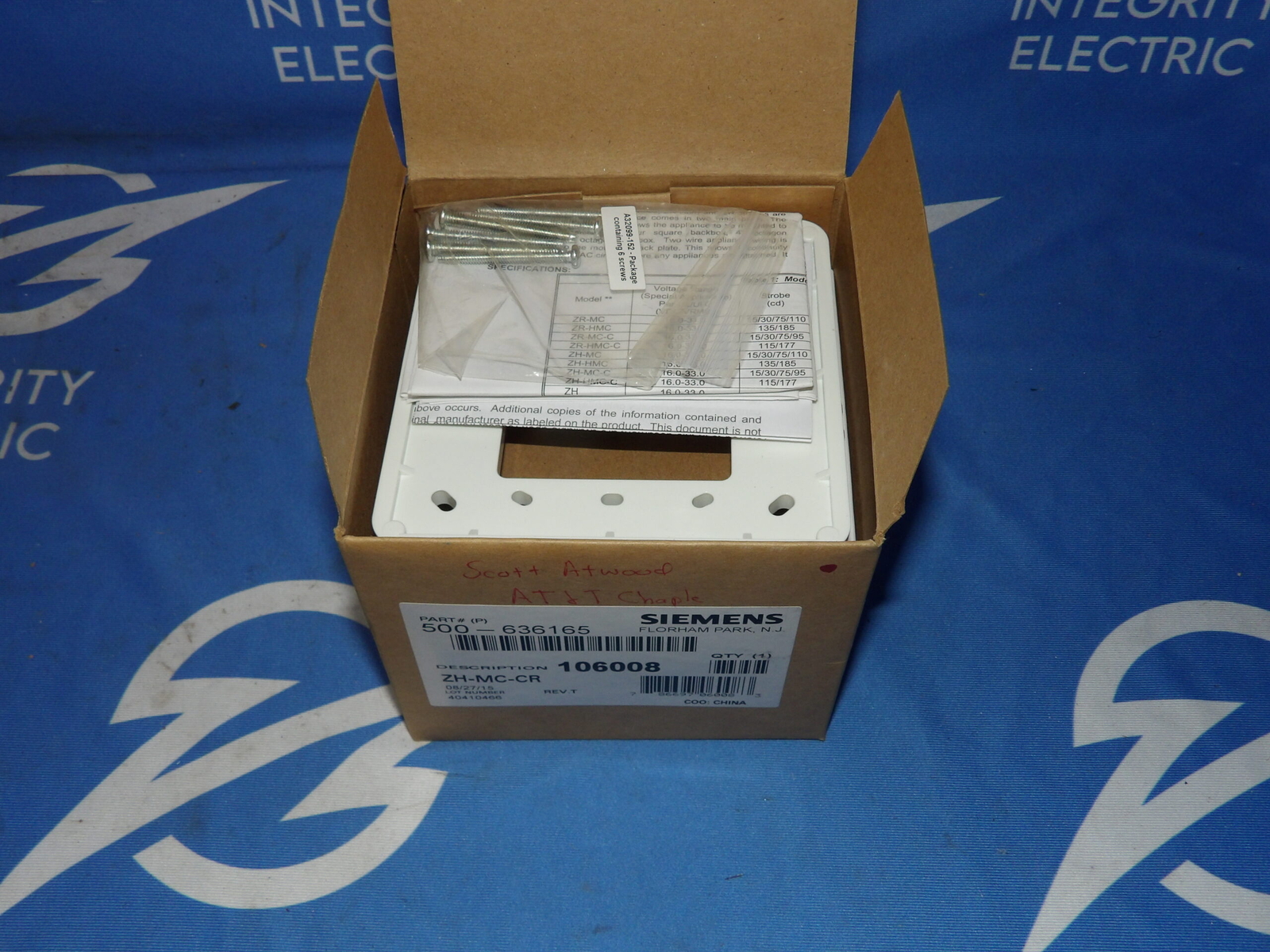 NIB Siemens 500-636165 ZH-MC-CR Fire Alarm + 1 Year Warranty