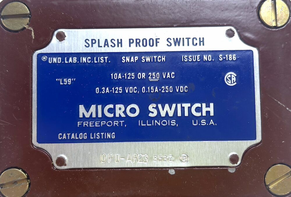 Micro Switch OPD-AR23 10A 125/250V Splash Proof Switch