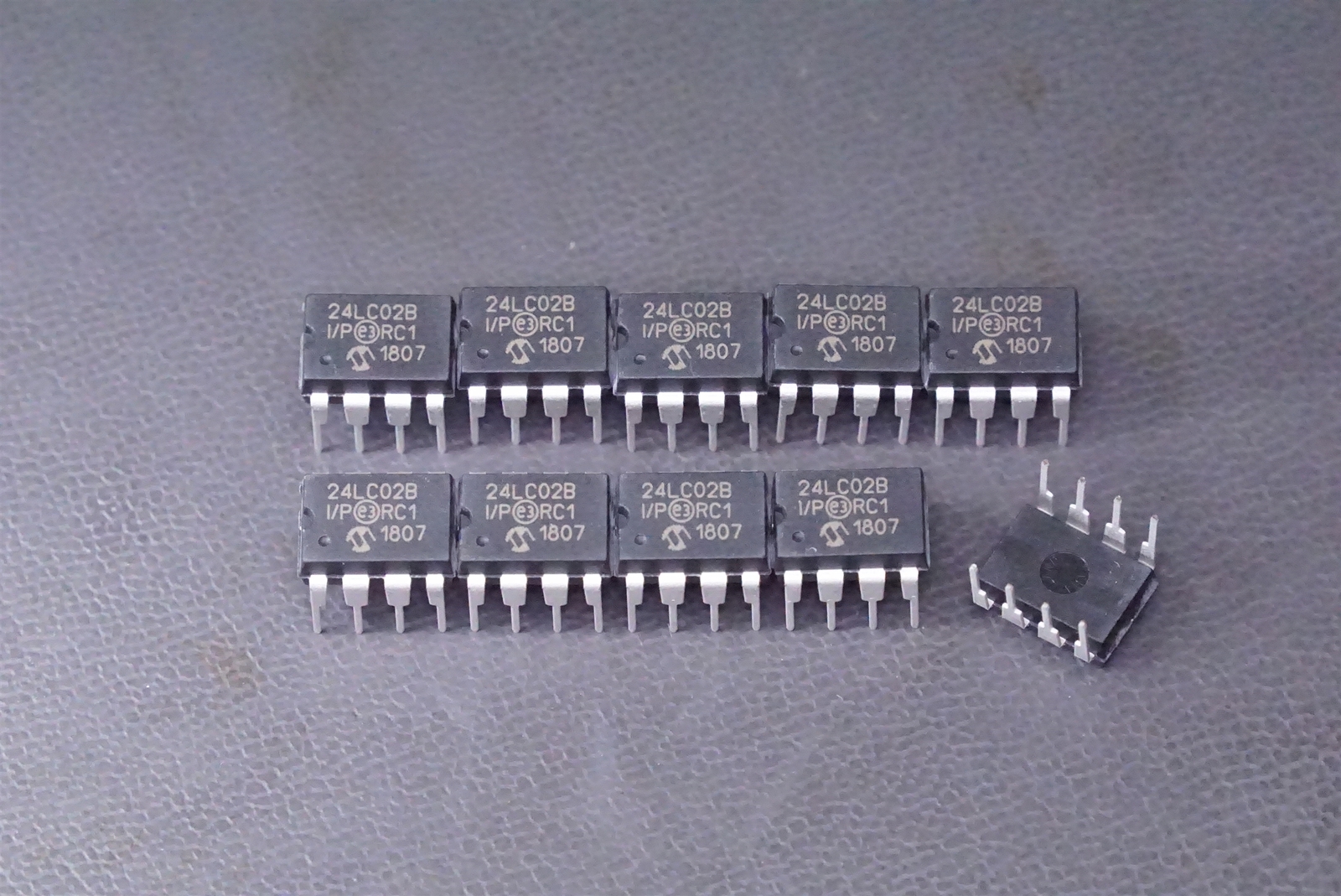 Lot of 10 x 24LC02B-I/P Microchip EPROM Memory 2Kb 900ns 5.5V 8-PDIP Thru Hole