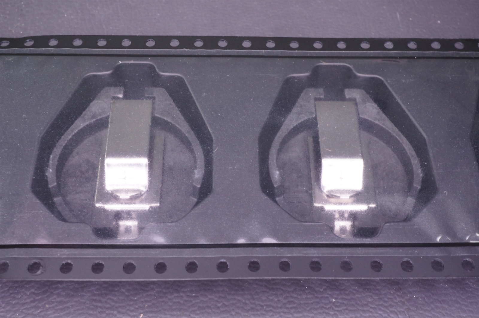 1061 Keystone Coin Battery Holder Open 20mm Surface Mount Tin/Nickel 1061TR