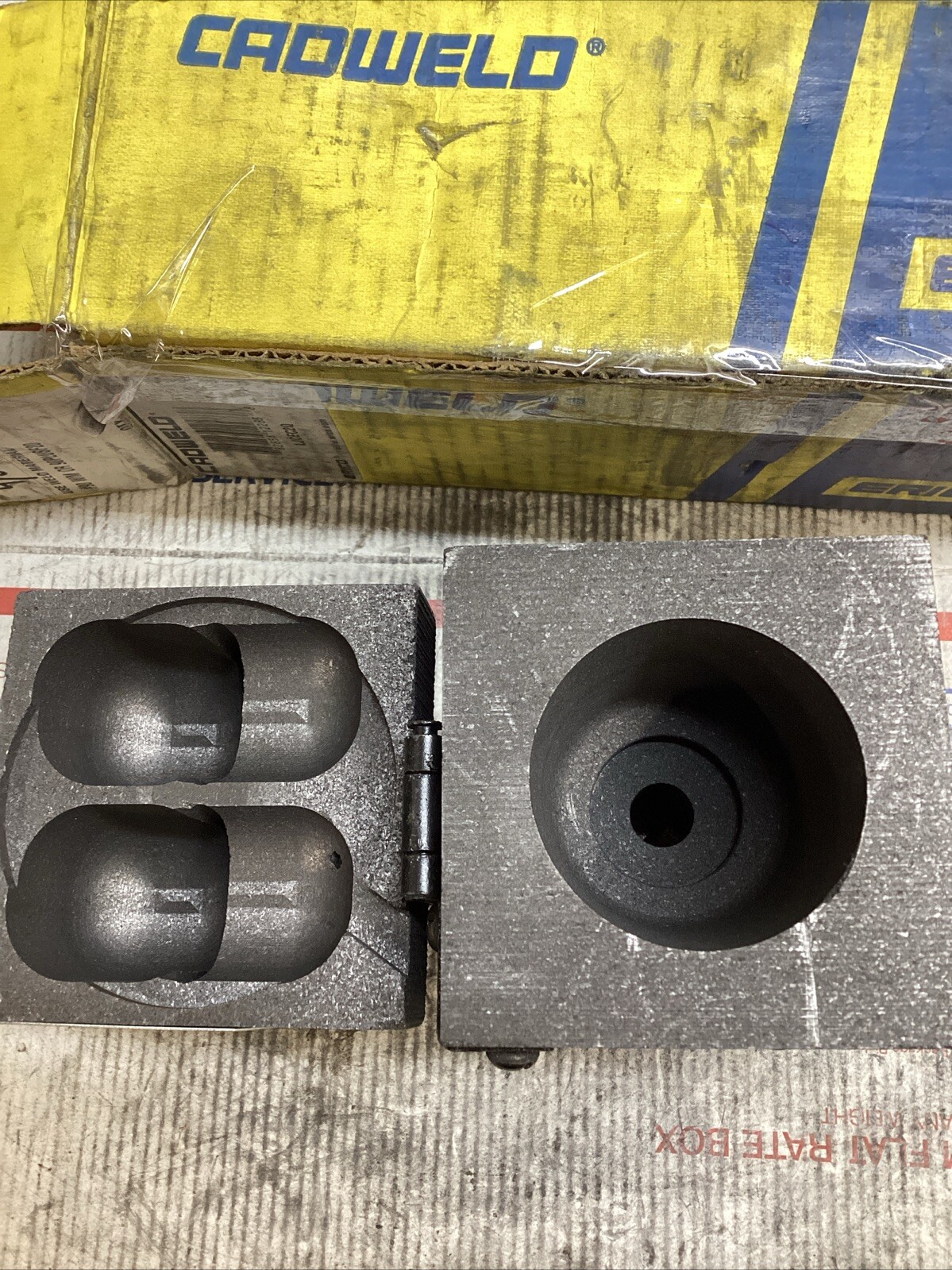 ERICO CADWELD IPC LJCEC20 MOLD 1/4 X 5/8 LUG / BUS 4/0 CONC #90 CART ED4U 3295