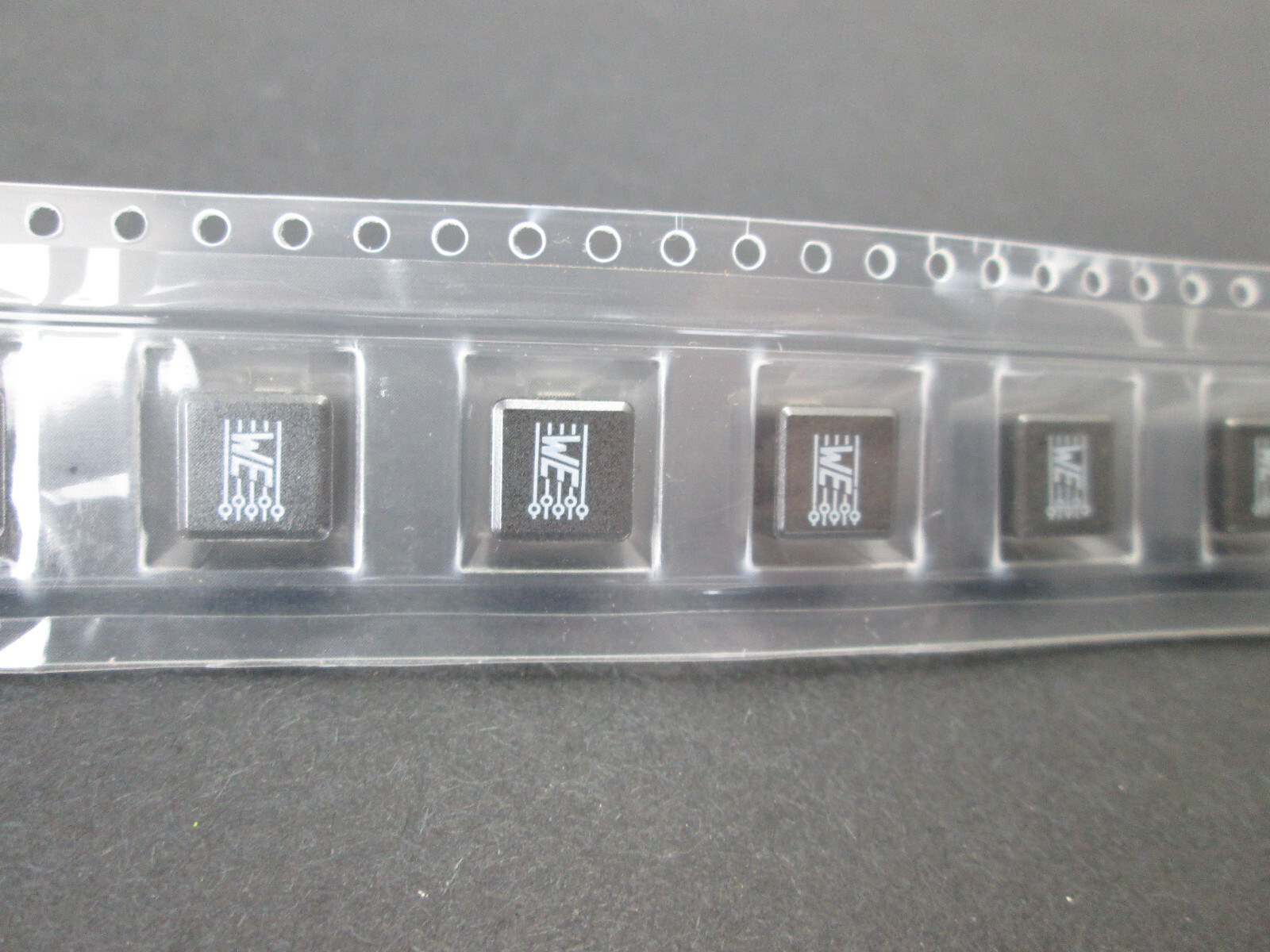 Lot of 15 Digi-Key Wurth Electronics 1 µH Shielded Drum Core Wirewound Inductor