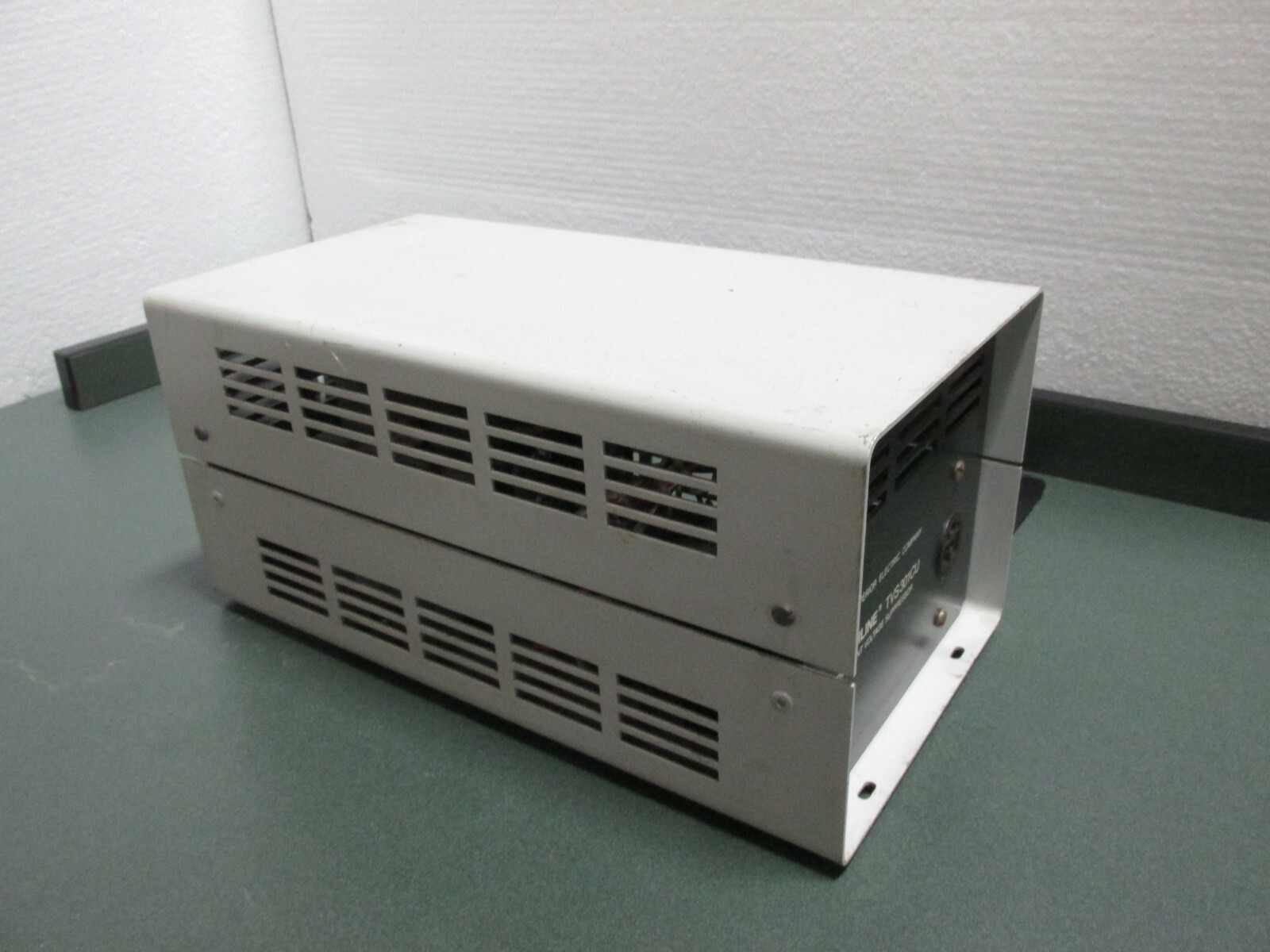 120V 30A Superior Electric Stabiline TVS301CU 1PH Transient Volt. Supp. 45675WVS