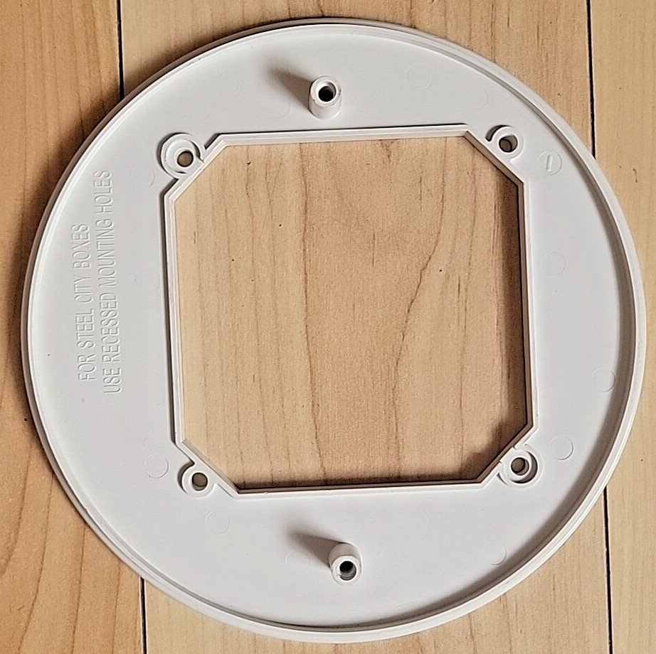 System Sensor PC2415W Ceiling Mount Horn Strobe Light Alarm – (READ)