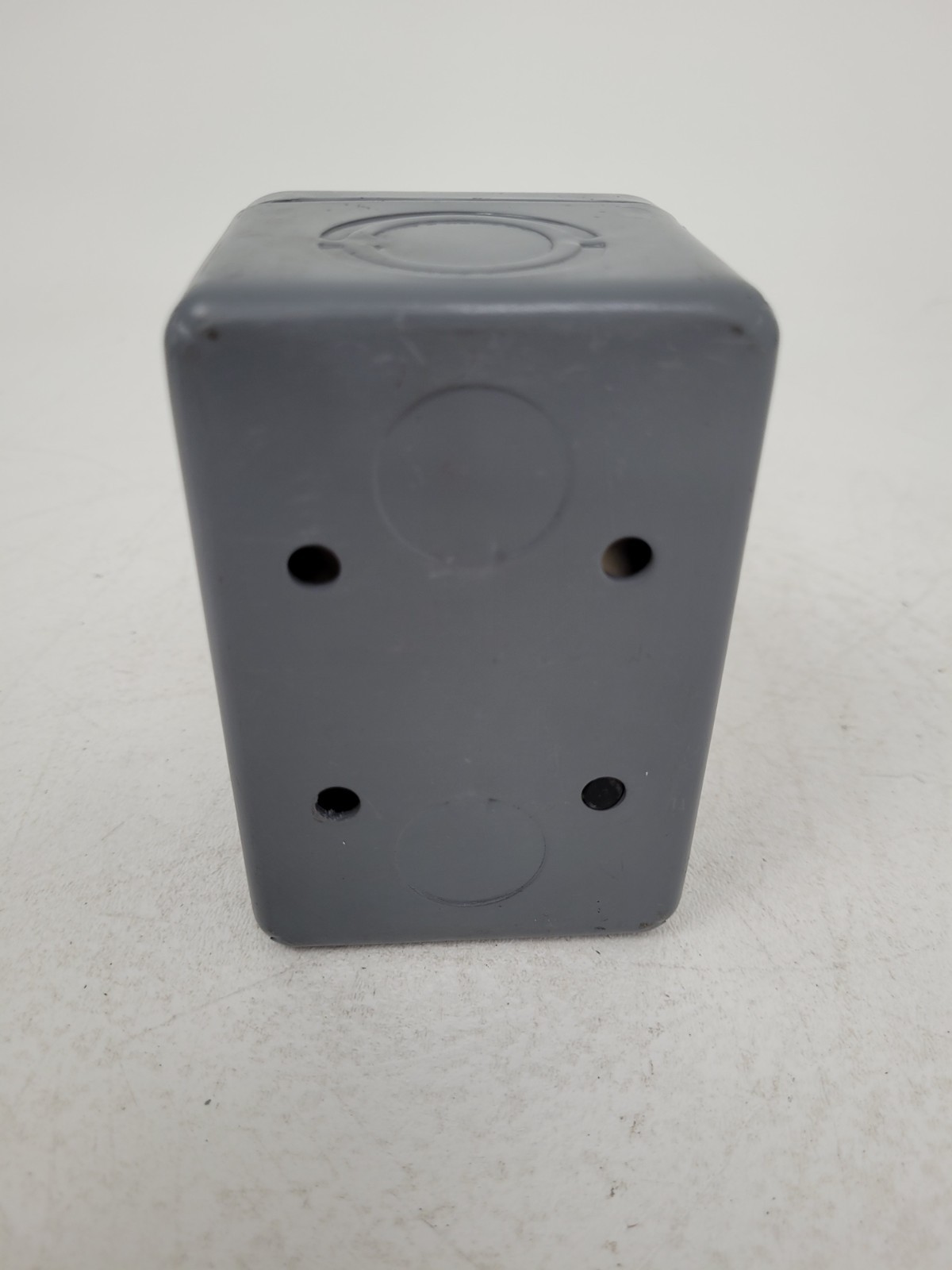 RL-21 Arrow Hart Manual Starter Nema 1 Enclosure 115/230V- Next Day Option – New