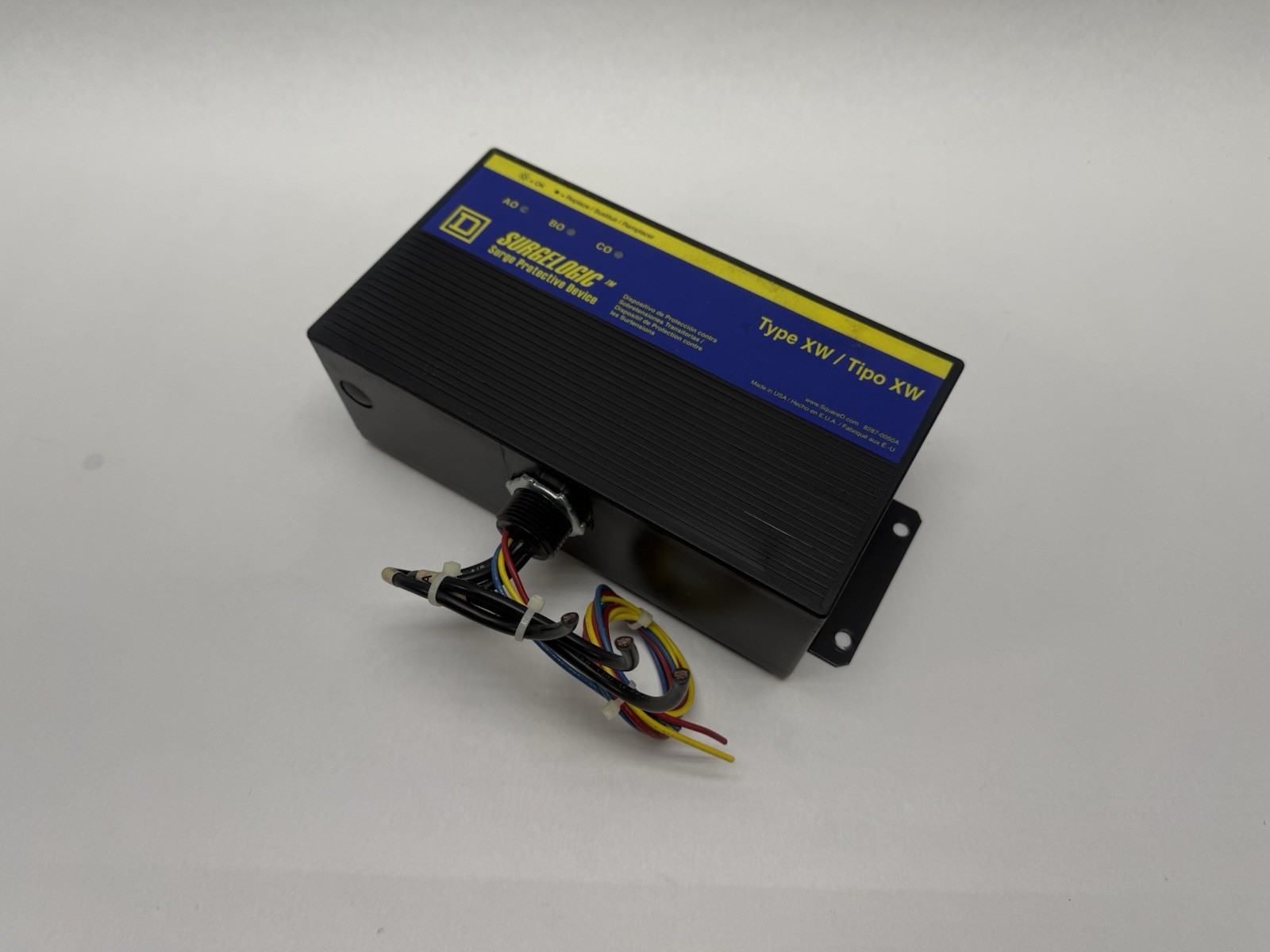 SQUARE D TVS5XW100C 480D 600V 50/60Hz Type XW Surgelogic Surge Protective Device
