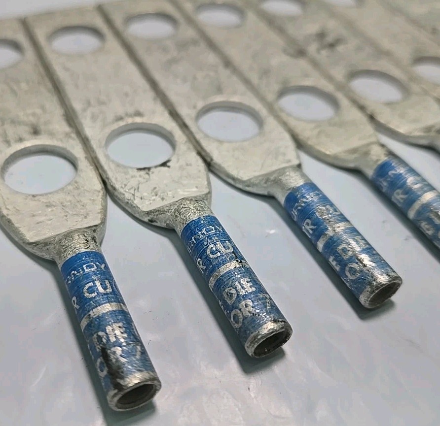 Lot of 8 – Burndy YA6C-2N, YA6C2N 6 STR 6 AWG Compression 2 Hole Lug
