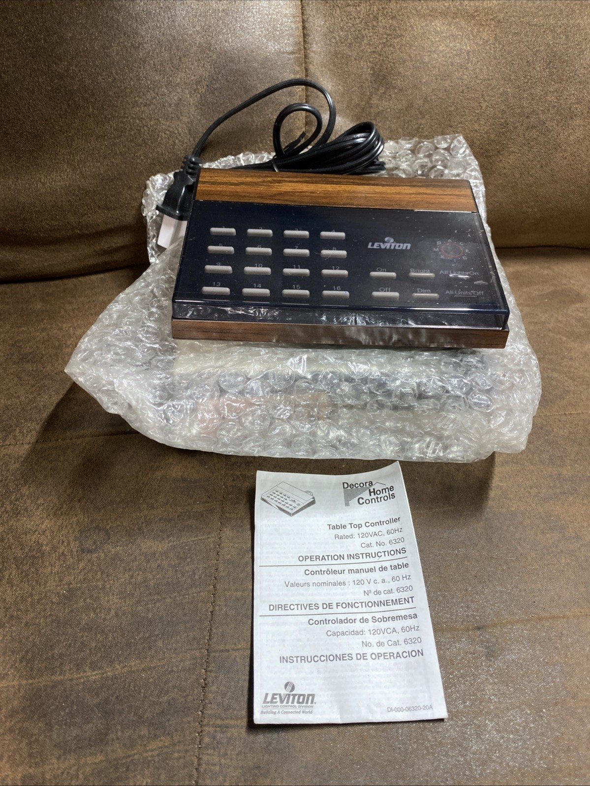 NEW Leviton 6320 Manual Tabletop Executive Controller 120V B8