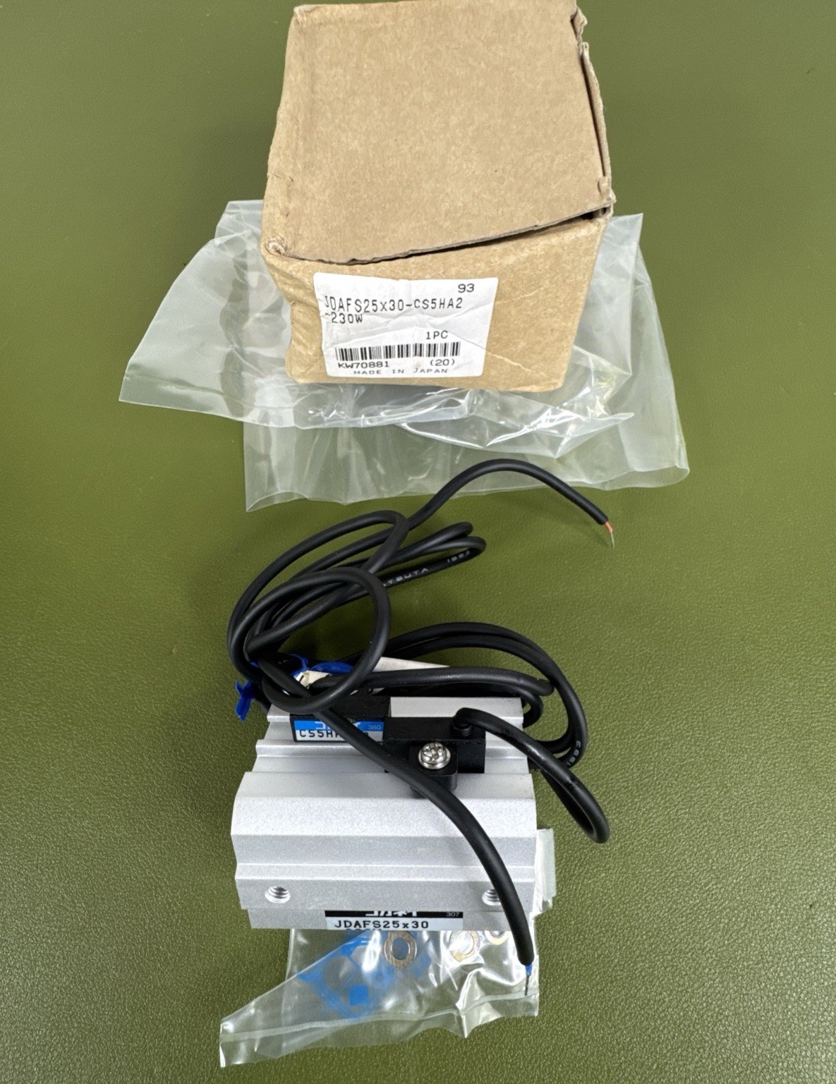 Koganei JDAFS25X30-CS5HA2-230W Air Cylinder, w Wiring