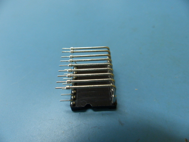 MILL-MAX 299-93-618-10-002 Qty of 2 per Lot SKT DISPLAY 18P DIP RA