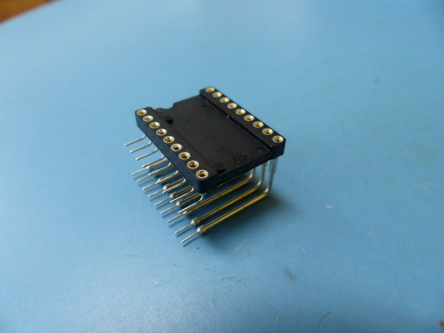 MILL-MAX 299-93-618-10-002 Qty of 2 per Lot SKT DISPLAY 18P DIP RA