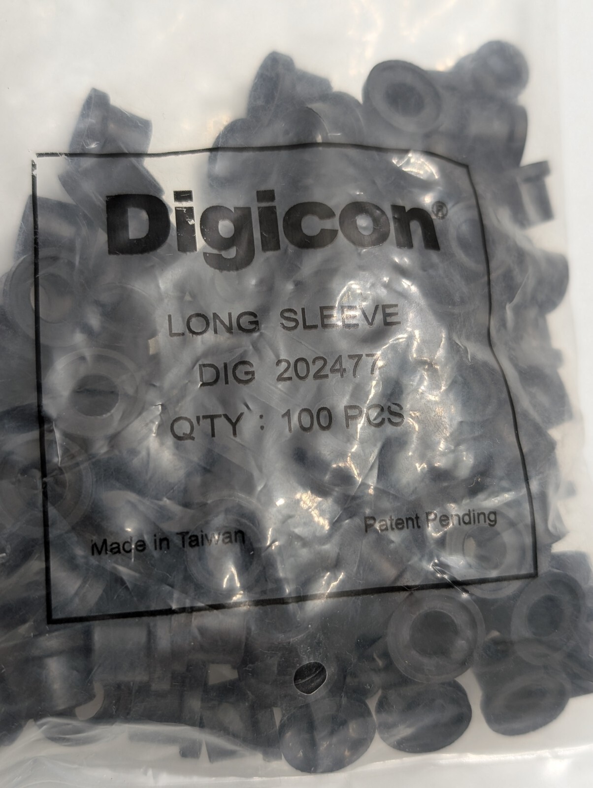 Lot of 200 DIGICON 202477 Long Sealing Sleeves, 1/2-Inch Top Hat Rubber Grommets
