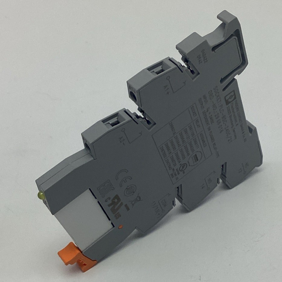 Phoenix Contact 2961121 24VDC Coil Relay w/ Socket 5-Amp, 250VAC