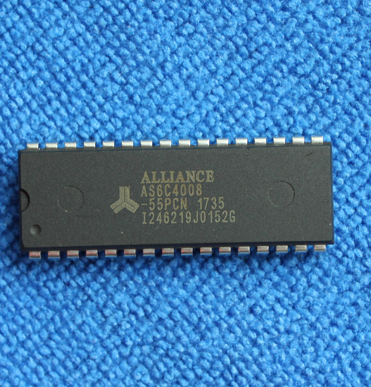 5pcs AS6C4008-55PCN AS6C4008 55PCN Integrated Circuit DIP