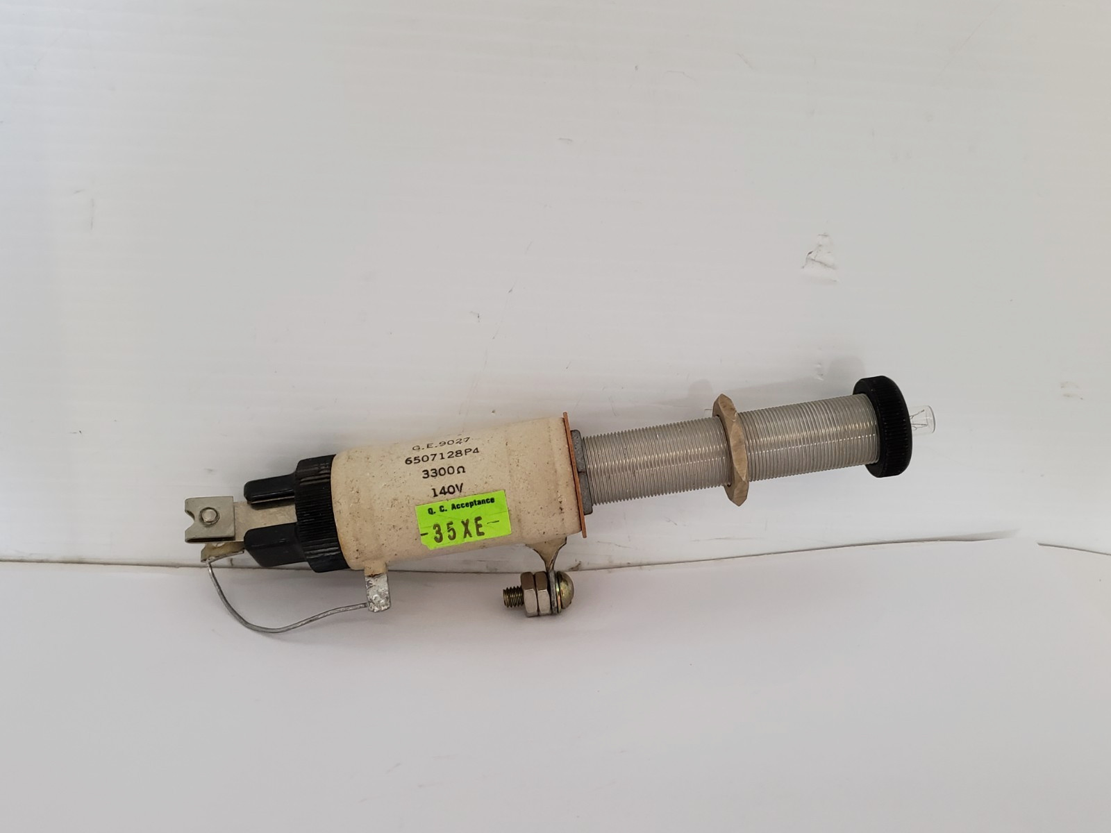 GENERAL ELECTRIC 6105700G21 INDICATING LAMP TYPE ET-D 125VDC NIB