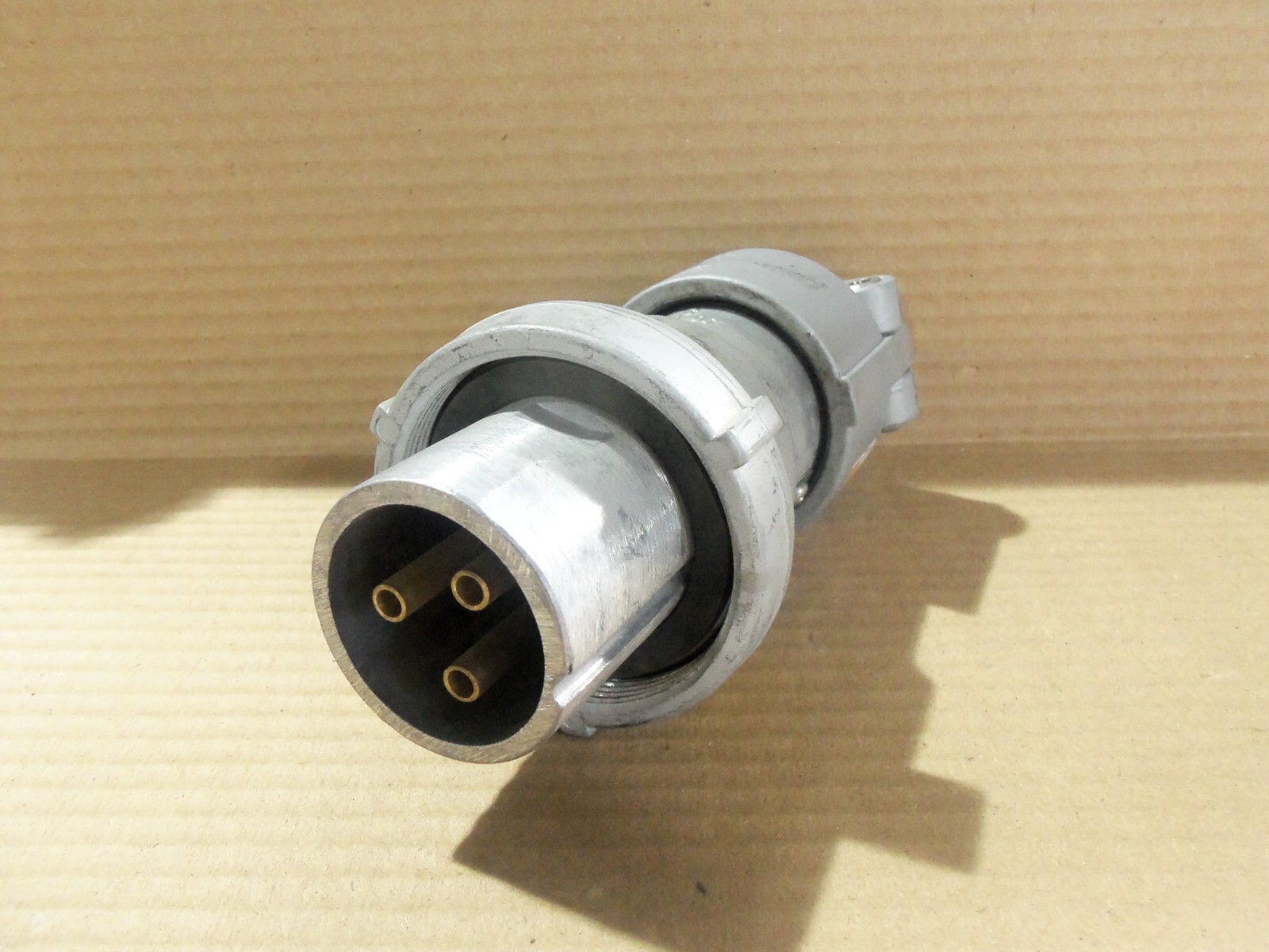 New Appleton ACP3033BC Aluminum 30 Amp Powertite Clamping Ring Plug #44