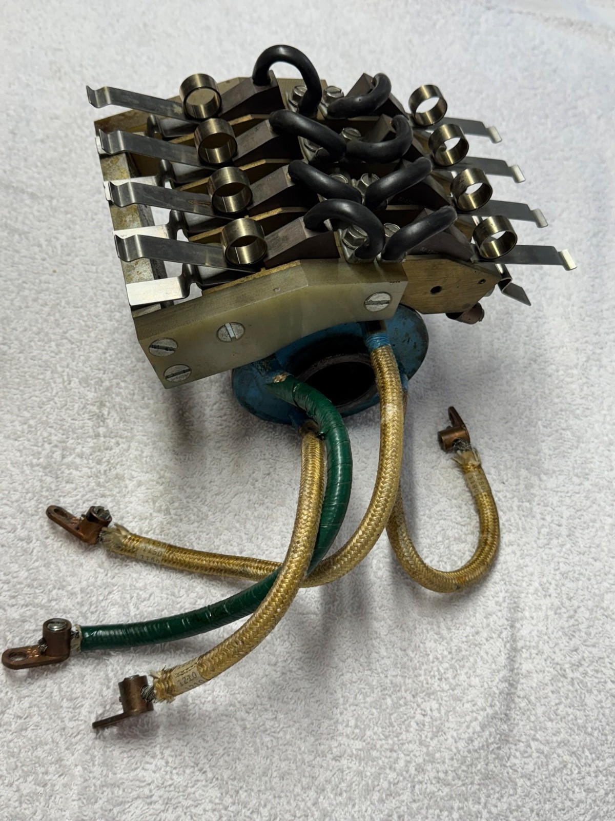 slip ring, industrial, 4 pole, 4” dia. rotor, 4-14 awg lugs