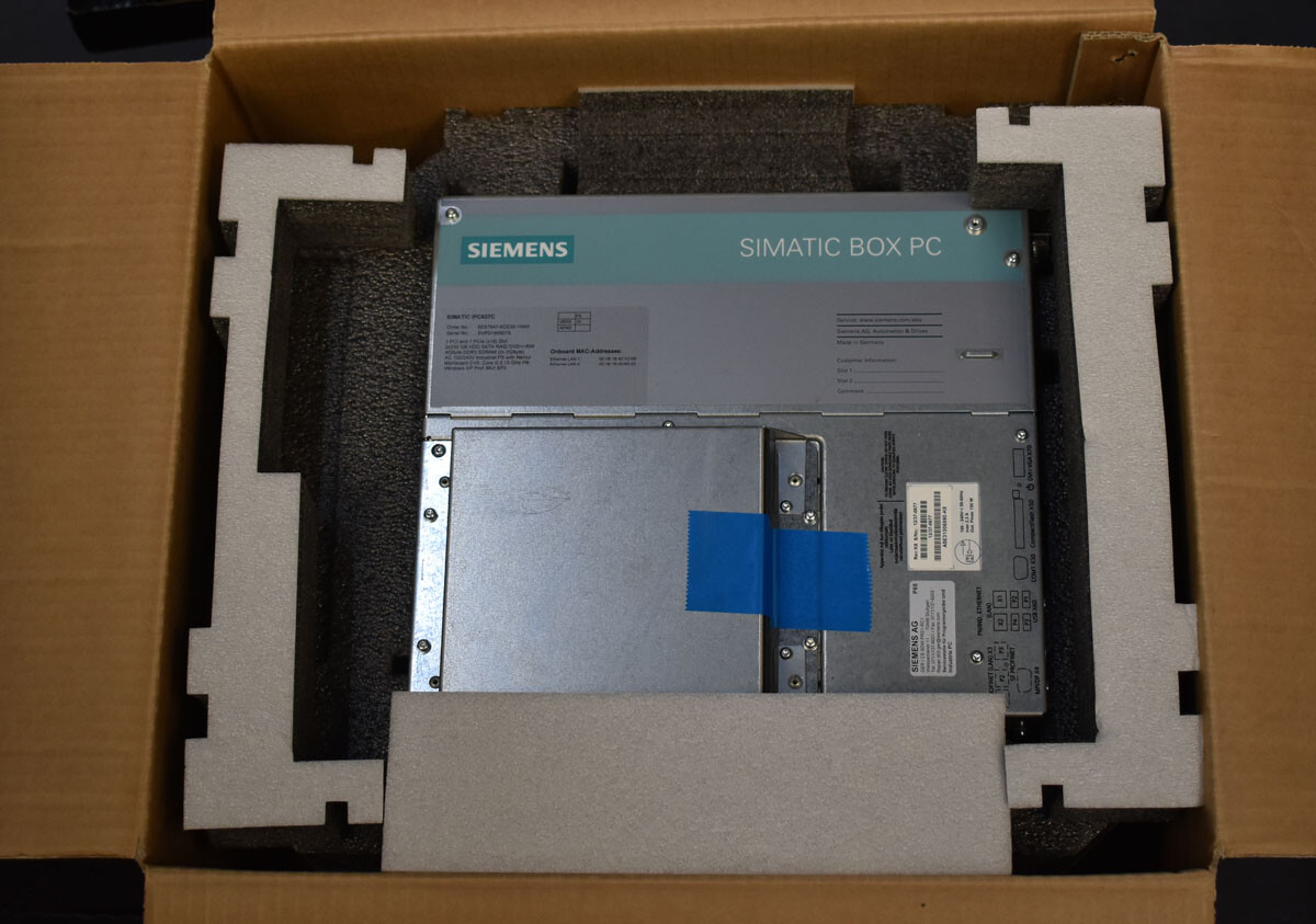 New Siemens 6ES7647-6CE30-1HA0 SIMATIC IPC227D Nanobox PC Industrial