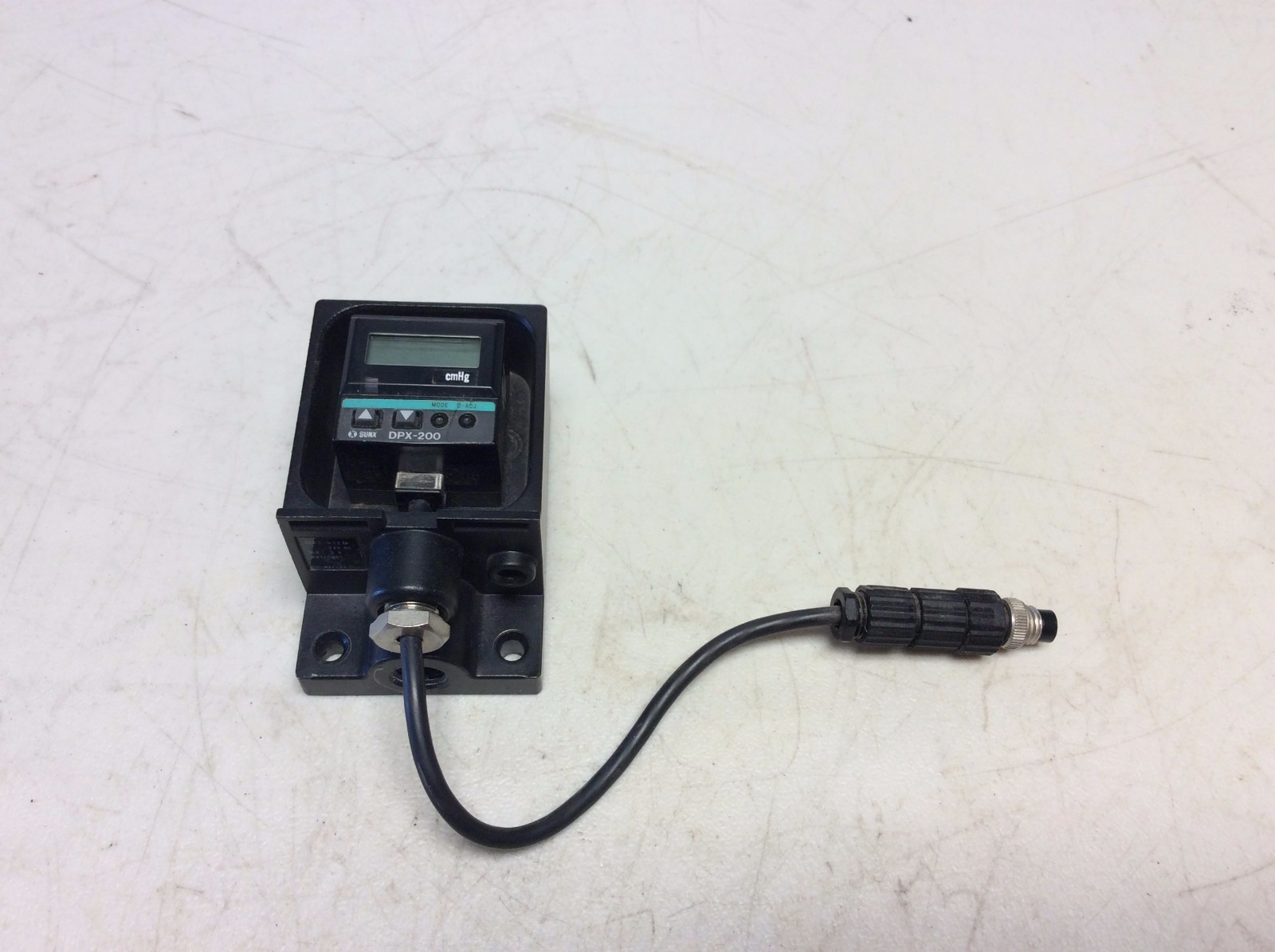 SUNX LTD DPX-200 Digital Pressure Sensor cmHg DPX200 (TBI)