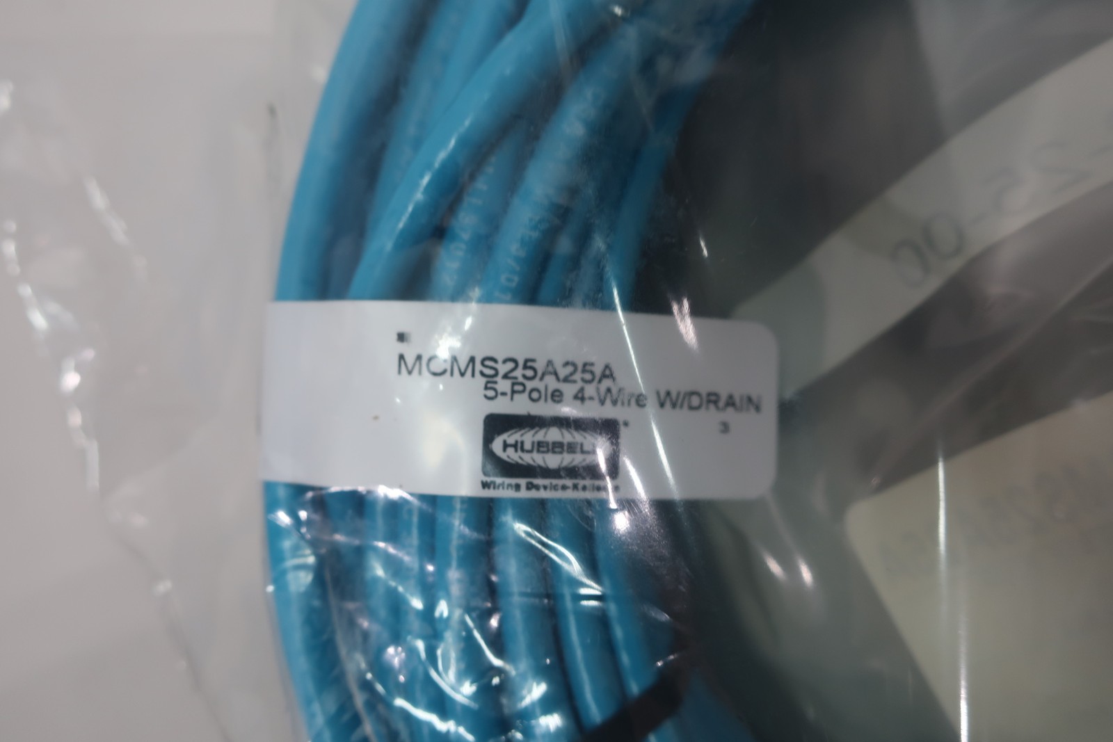 Hubbell MCMS25A25A Micro-quick Female Straight Plug Cordset 5p 4w 25m 300v-ac
