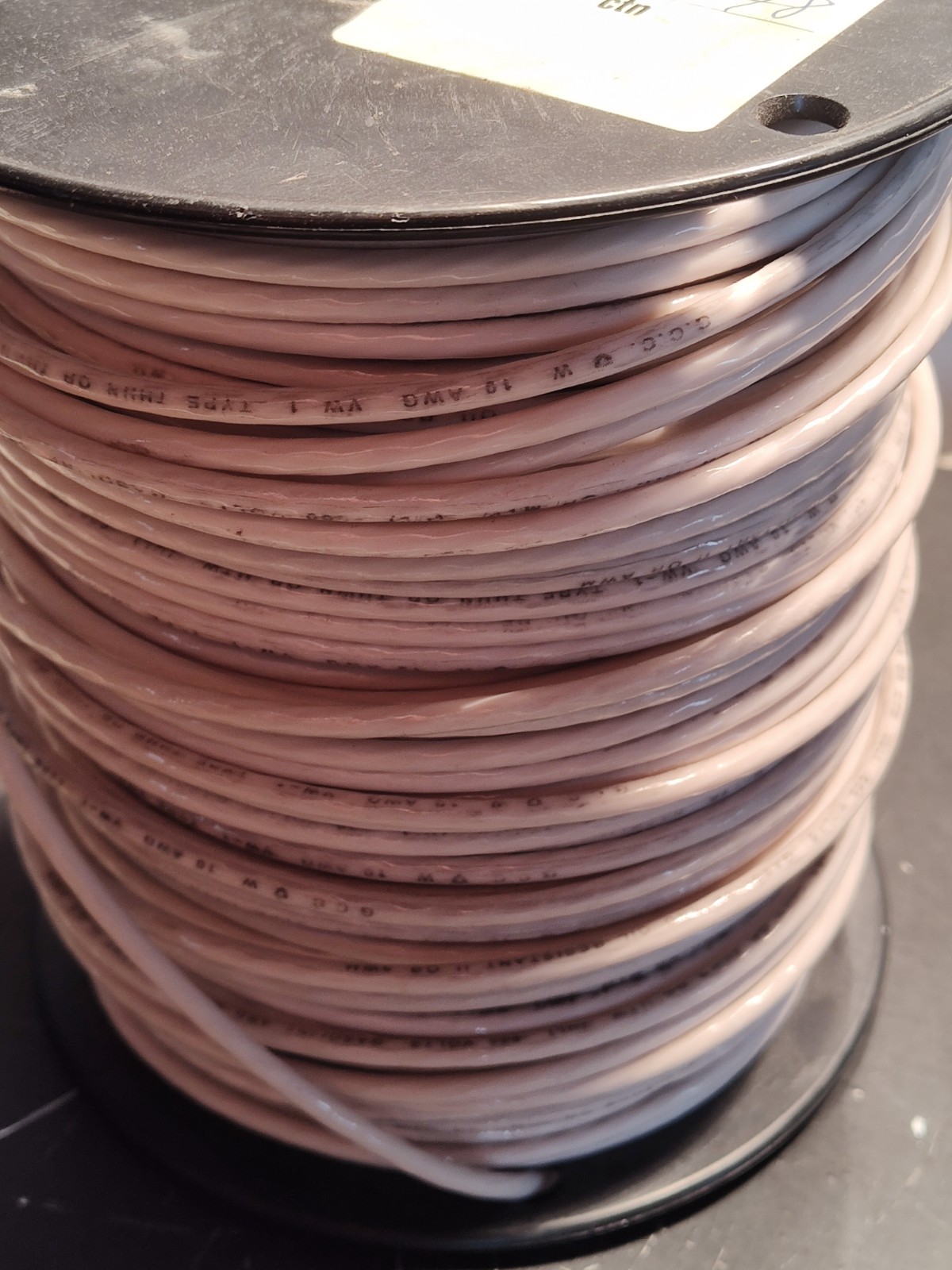 THHN / THWN #10 Stranded Wire White 400 ft USA spool is cracked