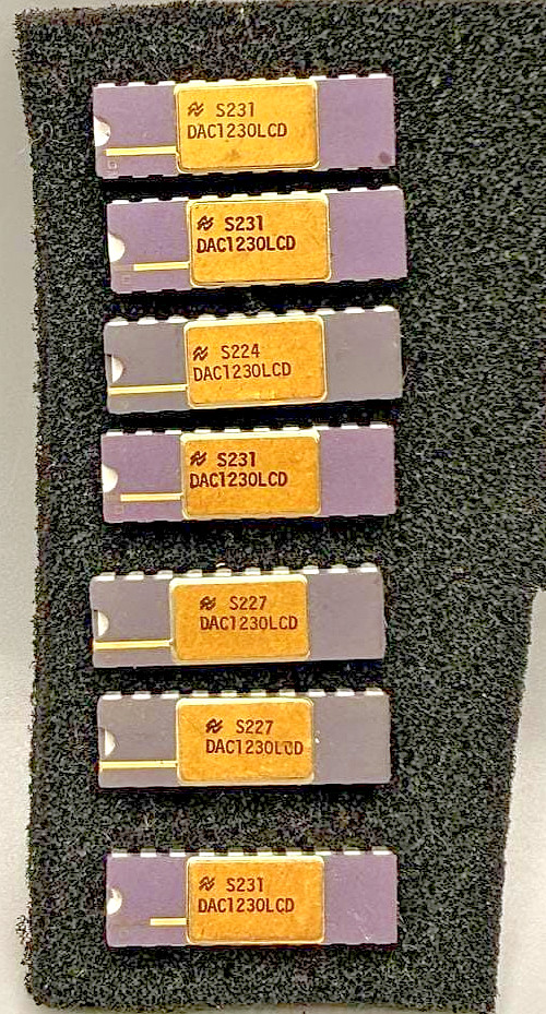 National Semiconductor DAC1230LCD 12-Bit DAC Ceramic CDIP-20 Gold Top Lot of 7