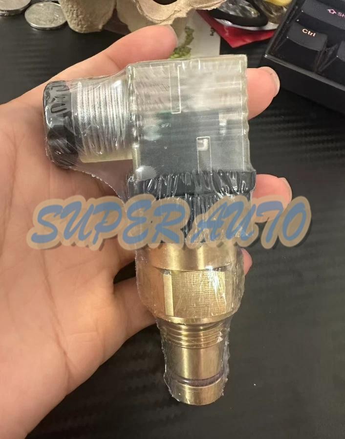 1PCS NEW FIT FOR Differential pressure switch sensor RCA218RZ097Z