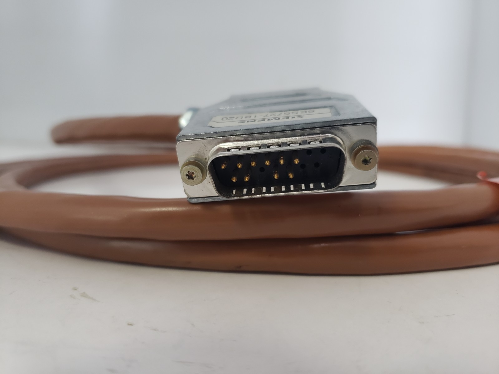 SIEMENS 6ES5727-1BD20 CABLE INDUSTRIAL COMPUTER CABLE 10 FEET LONG, NNB