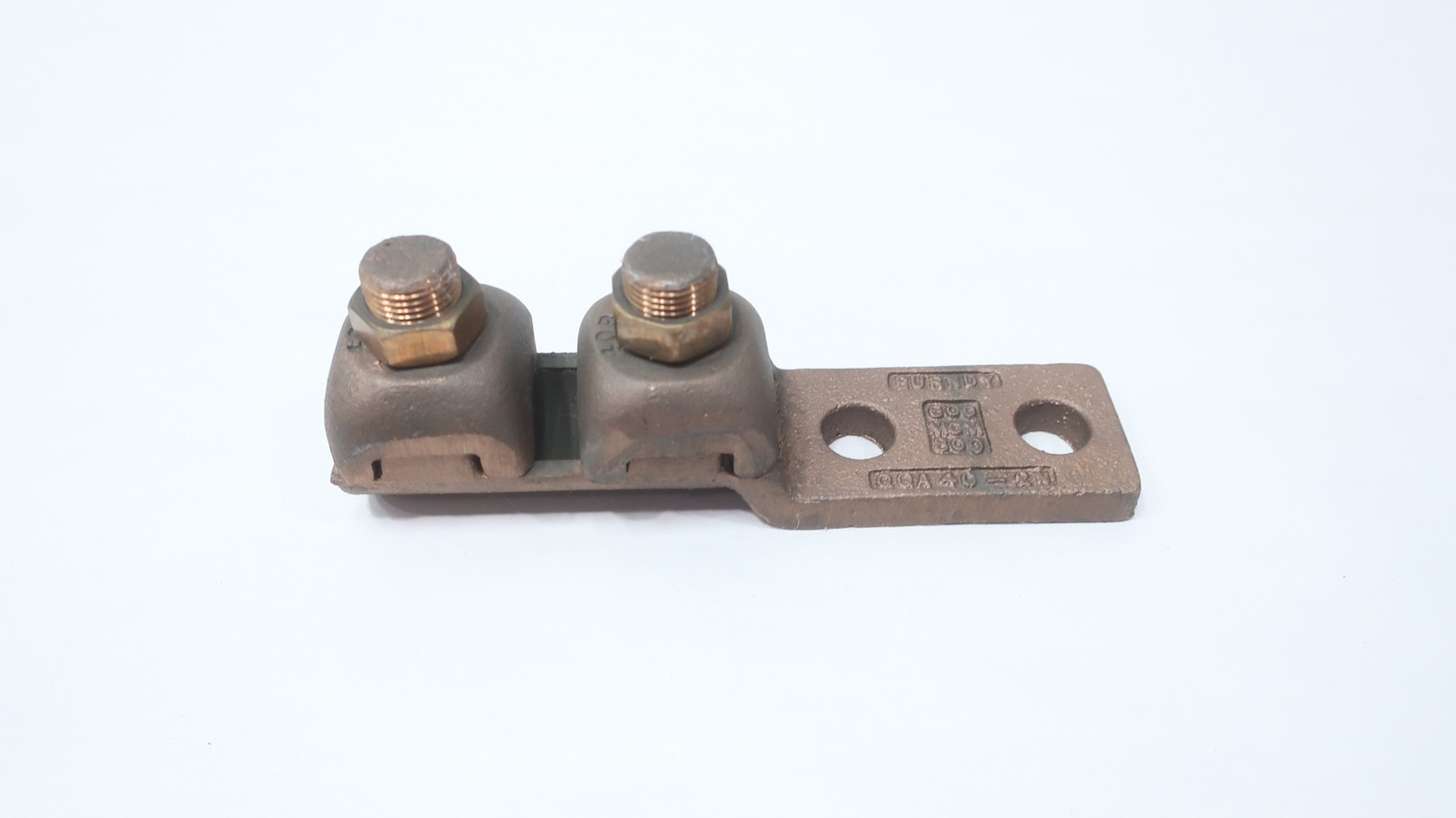 Burndy QQA40-2N Two Hole Mounting Heavy Duty Copper Lug Connector