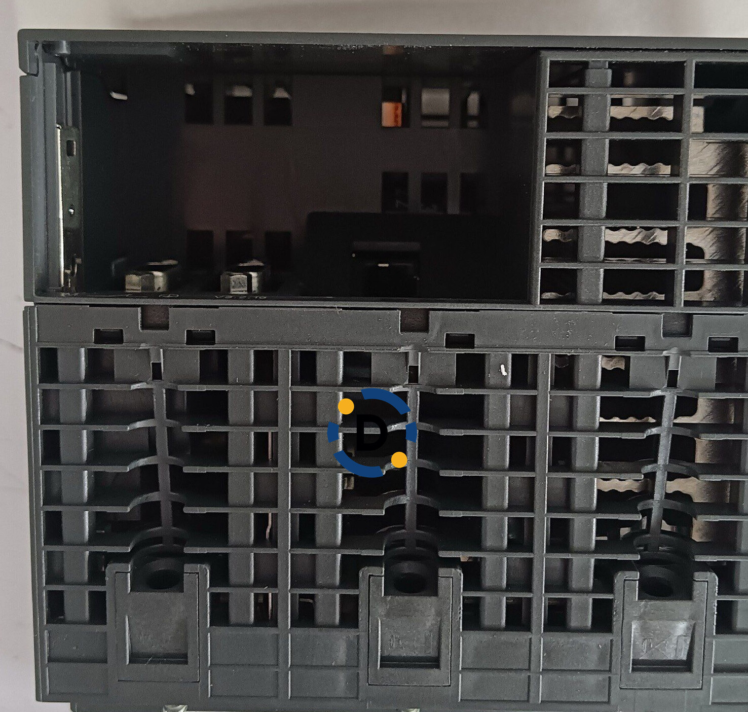 New Siemens 6ES7 318-3EL01-0AB0 modular