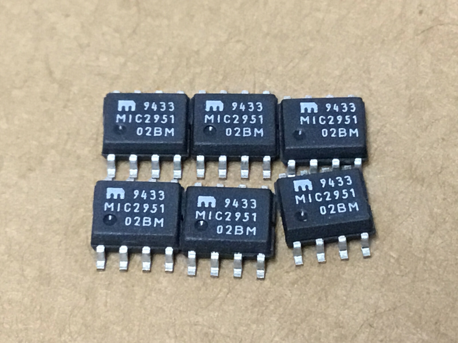 (6 PC) MICREL MIC2951-02BM Voltage Regulator, +5V/+1.24 TO +29V, Bi-Polar