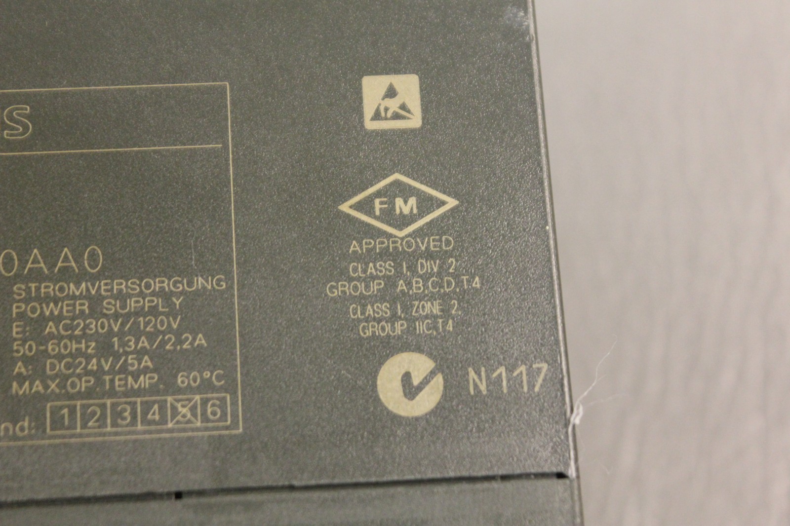 SIEMENS SIMATIC S7 6ES7 307-1EA00-0AA0 POWER SUPPLY MODULE