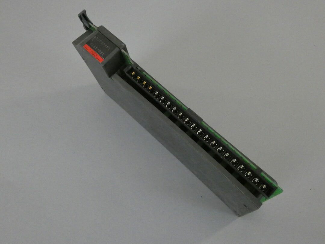 Allen-Bradley 1771-IAD/D Input Module 120V AC/DC C01