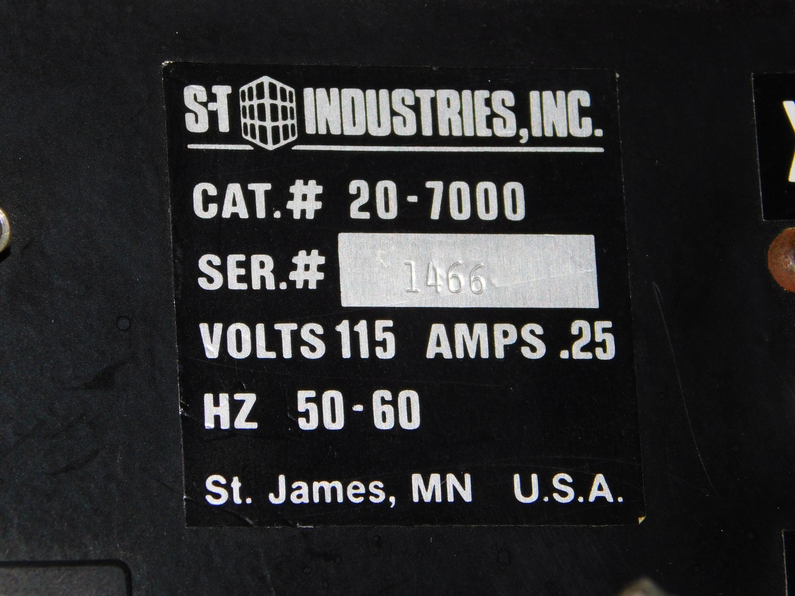 ST Industries 20-7000 DRO 2 Axis X / Y Display Digital Readout Benchtop Unit USA