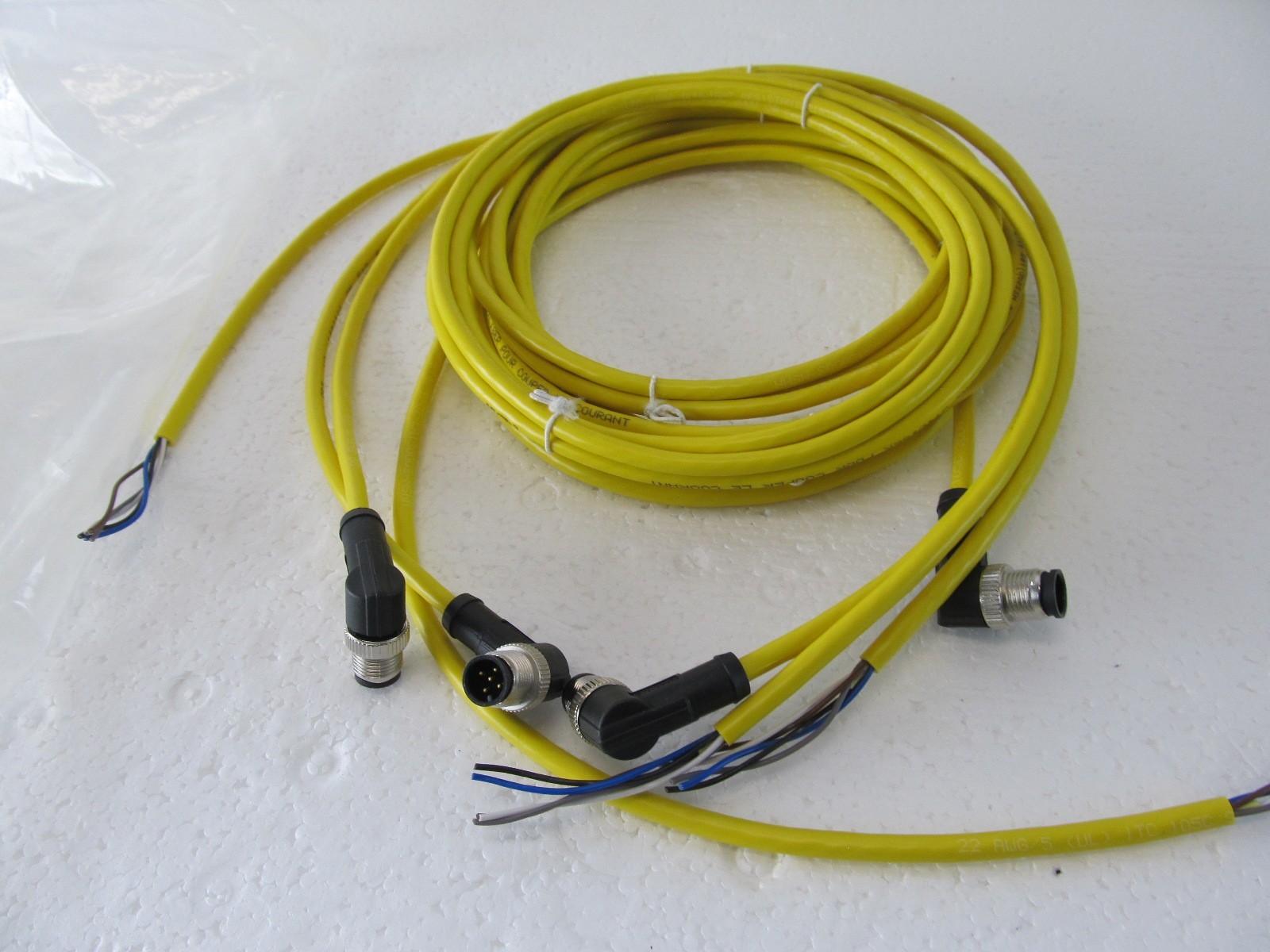 QTY=4 PHOENIX CONTACT 1406166 CBL 5POS RCPT RA TO WIRE 6.56′
