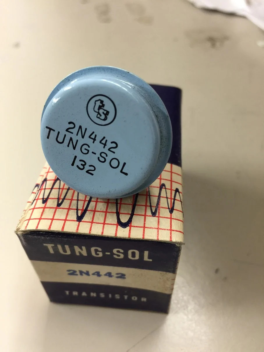 2N442 – TUNG-SOL – 1962 TRANSISTOR W/ ORIGINAL BOX Germanium PNP Transistor Audi