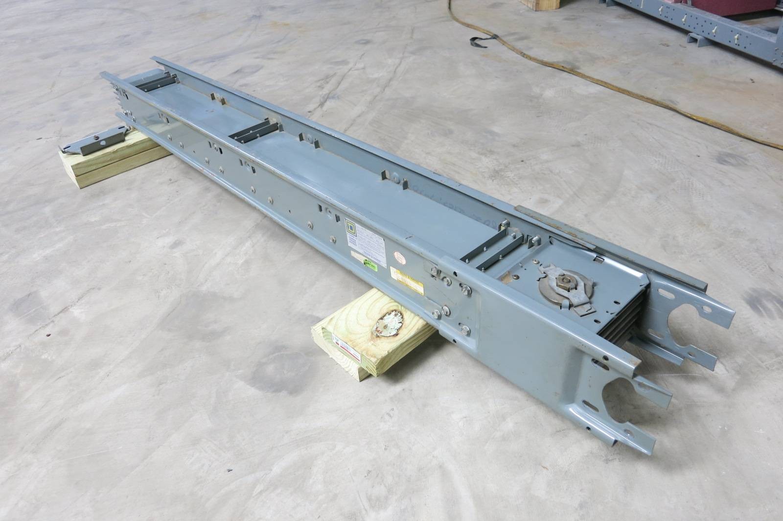 Square D CP2520G66 2000 Amp I-Line II Copper Feeder Busway 3P4W 6′ CP2520G6ST