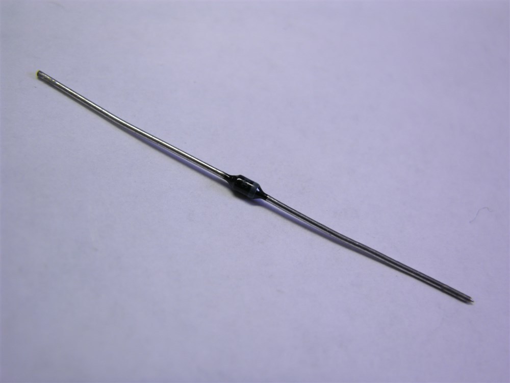 8 Microsemi TVS305 500W Transient Voltage Suppressors Body A