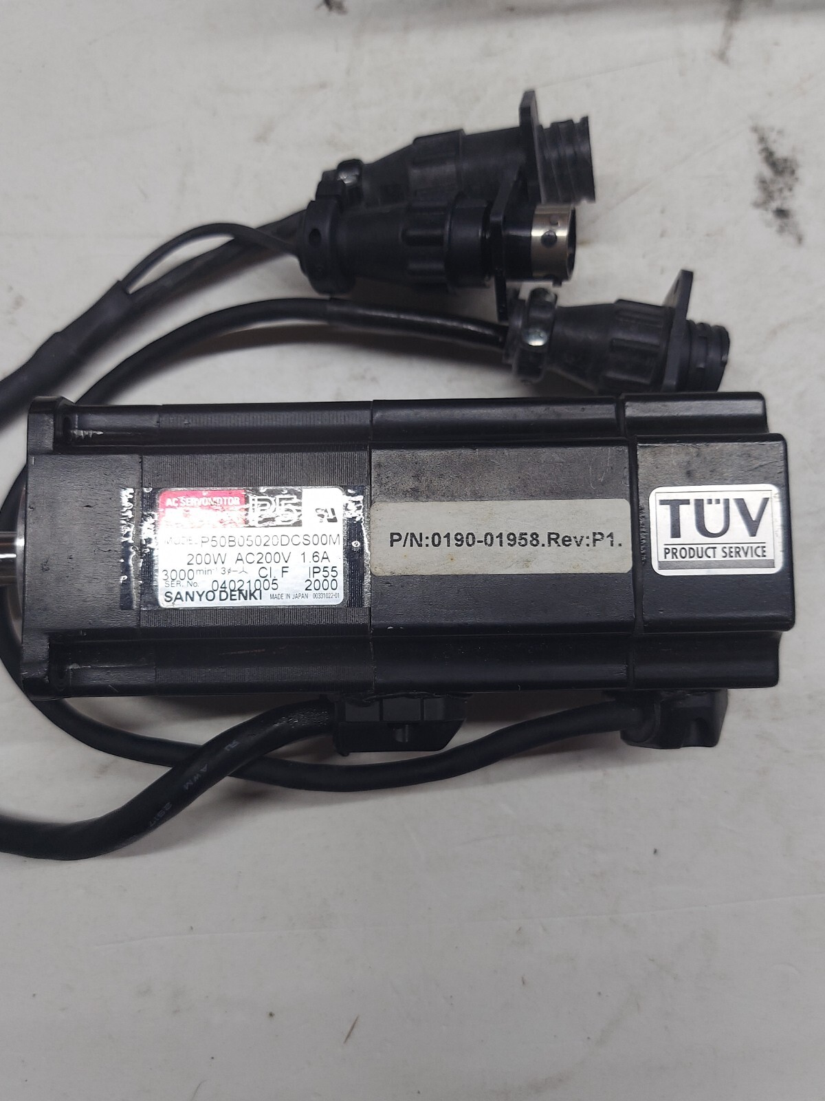 AMAT 0090-00655 SANYO DENKI P50B05020DCS00M SUPER AC SERVOMOTOR, LOOKS UNUSED