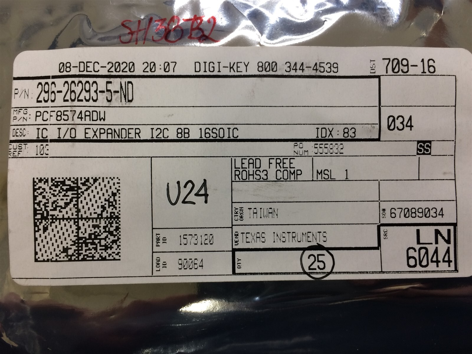 PCF8574ADW TI IC XPNDR 100KHZ I2C 16SOIC SMD ROHS 4 PIECES