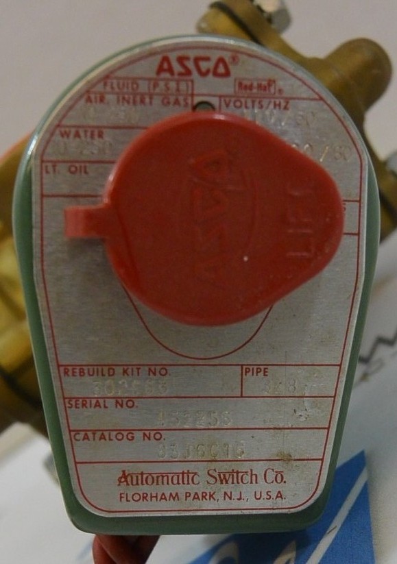 Asco Red Hat 8316C16 Solenoid Valve 5/8″ Orifice 3/8″ Pipe 120 Volt