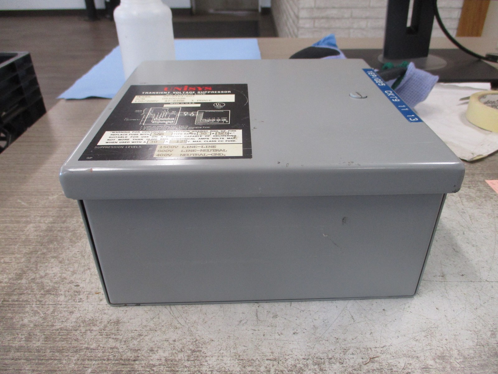 Unisys Surge Suppressor 57-5303-607 120/208V 47-63Hz 3Ph